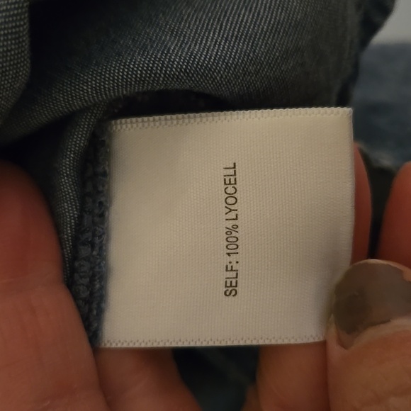 Jane + Delancey | Acid Washed Chambray Short Sleeve Button Down Shirt Size Large - Picture 8 of 9